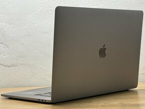 MacBook Pro 16” 2019 CTO /32GB RAM/i7/2TB SSD/ Záruka - 6