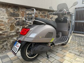 Vespa GTS 300 SUPER TECH - 6