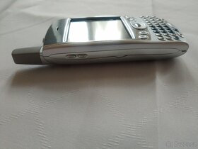 palmOne Treo 600 s krabicí a s příslušenstvím - 6