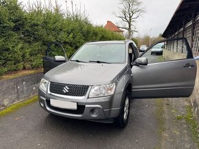 Suzuki Grand Vitara 1.6 Club 4x4 benzín 78kw - 6