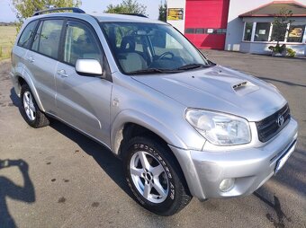 Toyota Rav4 2.0 D4D,4x4,najeto 175900km. - 6