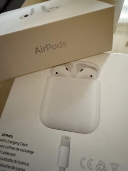 AirPods 2019 s nabijecim pouzdrem - 6