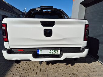 DODGE RAM 1500 5,7 HEMI 2022 SPORT 19 000km  - 6