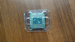 Intel Core i7-7700 4C/8T - 6