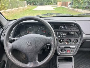 Prodám funkční Peugeot 306 s technickou, bez koroze - 6