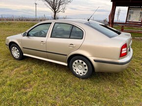 Škoda Octavia 1 - 6