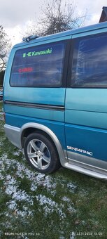 VW T4 Caravelle 2,5i, V/5 - 6