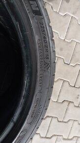 Prodám 2 x letní pneu Michelin 225/40/18 - 6