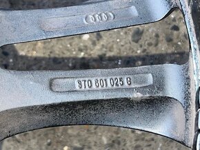 ALU kola Audi černé 18" 8J ET29 + zimní 245/40/R18 - 6