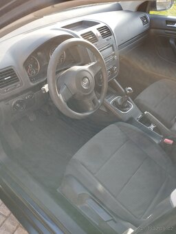 VW Jetta 1.6 TDI 77 kw - 6