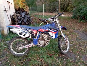 Yamaha YZ 250F - 6