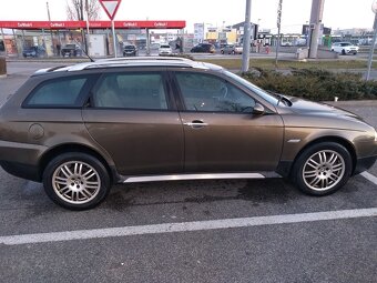 Alfa Romeo 156 CROSSWAGON Q4 (4x4) 1.9JTDm_iba 88.685km_ - 6