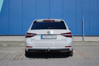 Škoda Superb Combi 2.0 TDI 110 kw 2018 - 6