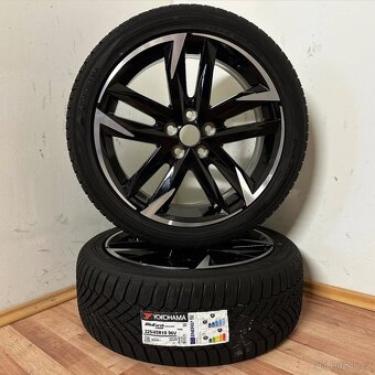 NOVÉ TOYOTA CH-R 5x114,3 R19 ET50+ZIMNÍ 225/45R19 9mm - 6