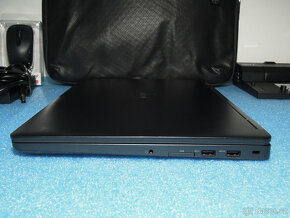 Dell Latitude 5570 15.6 IPS Intel i5-6300u 3GHz 8GB SSD256GB - 6