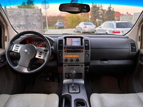 Nissan Pathfinder - 6