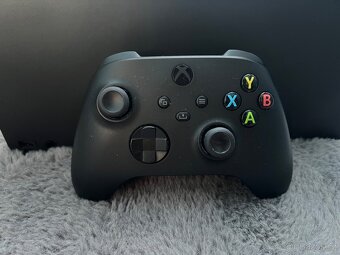 Xbox Series X - 6