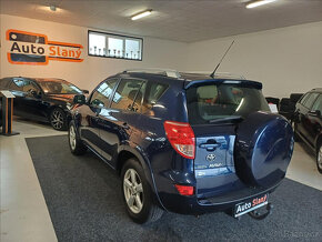 Toyota RAV4 2.2D 130kW 2maj.CZ,po servisu - 6