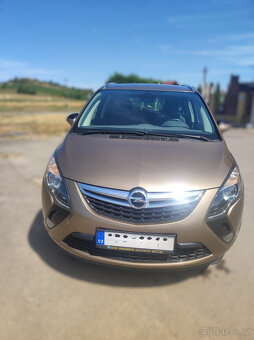 Opel Zafira Tourer 2.0 121kW 7 míst 2012 výbava - 6