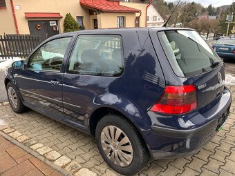 Volkswagen Golf 1.4 16V 55kW KLIMA - 6