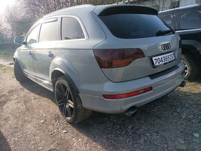 // AUDI Q7 3.0TDI S-Line 4x4 // DÍLY - 6