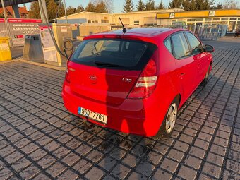 Hyundai I 30 1.4 16V - 6