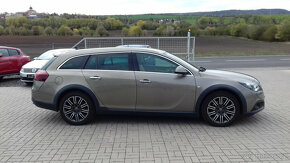 Opel Insignia 2,0 CDTi Sports Tourero SW 4x4 - 6