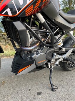 KTM DUKE 125 - 6