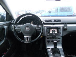 Volkswagen Passat 2.0 TDi 103Kw Comfortline - 6