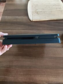 PlayStation 4 slim - 6