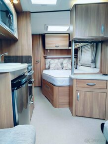 Celoroční karavan SWIFT  CONQUEROR 570 r.v 2012 - 6