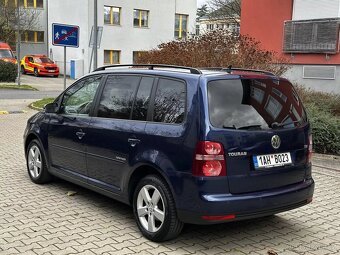 Volkswagen Touran 1.4 TSI United Facelift Navi Aut parkování - 6