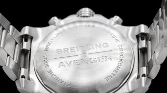 Breitling Super Avenger Chronograph 48MM SS - 6