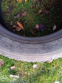 Zimní pneu 225/50/17 Michelin - 6