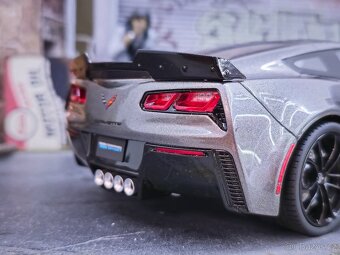 Chevrolet Corvette C7 1:18 GT Spirit - 6