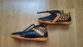 Sálovky Umbro vel. 32 - 6