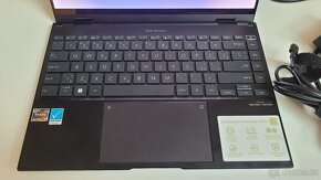 Nový ASUS Zenbook 14 Flip OLED,AMD Ryzen 5,16G RAM,512G SSD - 6