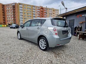 Toyota Verso,2.2D-4D,110KW,7MÍST,AUTOMAT,BEZ KOROZE,R.V.2011 - 6