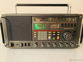 World radio Grundig Satellit Profesional 650, rok 1986 - 6