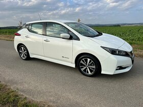 ► NISSAN LEAF 40KWh LED-KAMERA 110KW - 36000KM - ODPOČET DPH - 6