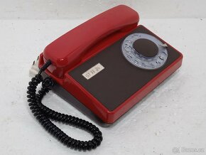 Retro červený telefon Tesla - 1987 ČSSR - 6