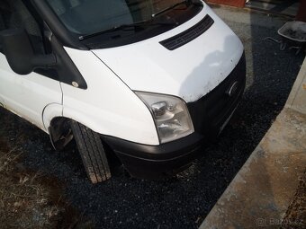 Prodám Ford transit 2.2 r.v 2008  6 míst - 6