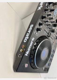 Numark NS4FX - 6