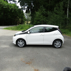 Toyota AYGO 1,0i 51kw, Klima, STK 7/2025, Najeto 73tkm - 6