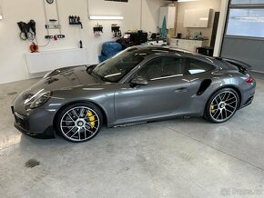 Porsche 911 Turbo S 991 - 6