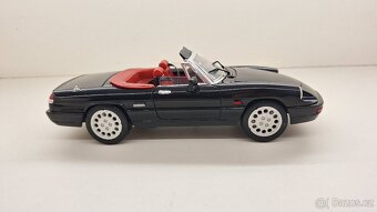 1:18 ALFA ROMEO SPIDER - 6