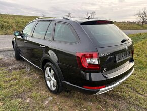 Škoda Octavia Scout 2.0 TDI 110 KW 4x4 - 6