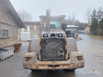 VOLVO L 70 G 4X4 - 6