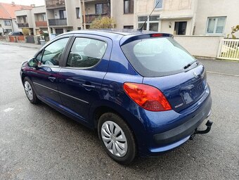 Peugeot 207 1.4 í - 6