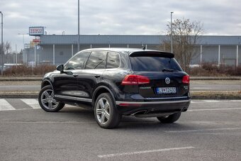 Volkswagen Touareg 3.0TDi 4x4 2015 - 6